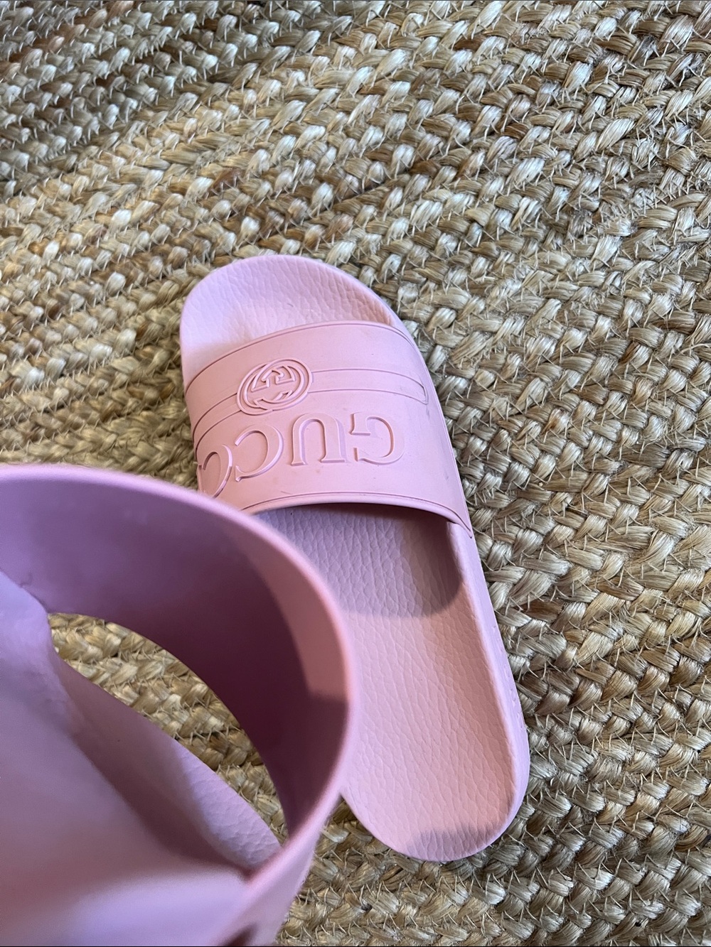 Gucci Blush Pink Rubber Logo Slides - Picture 3 of 7